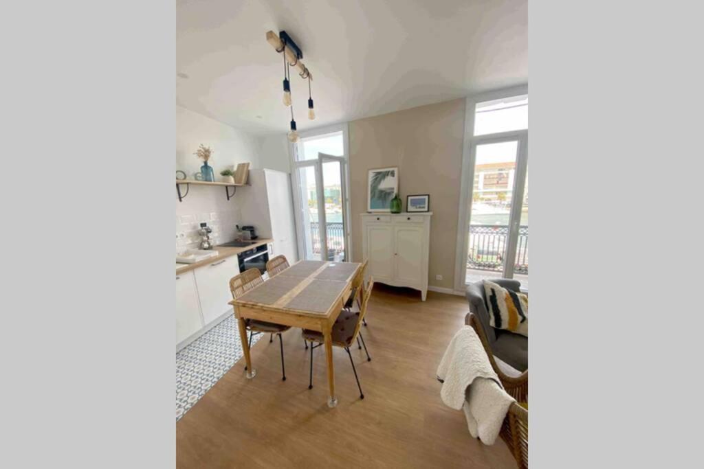 Sur Le Bord Du Quai Apartment Сет Екстериор снимка